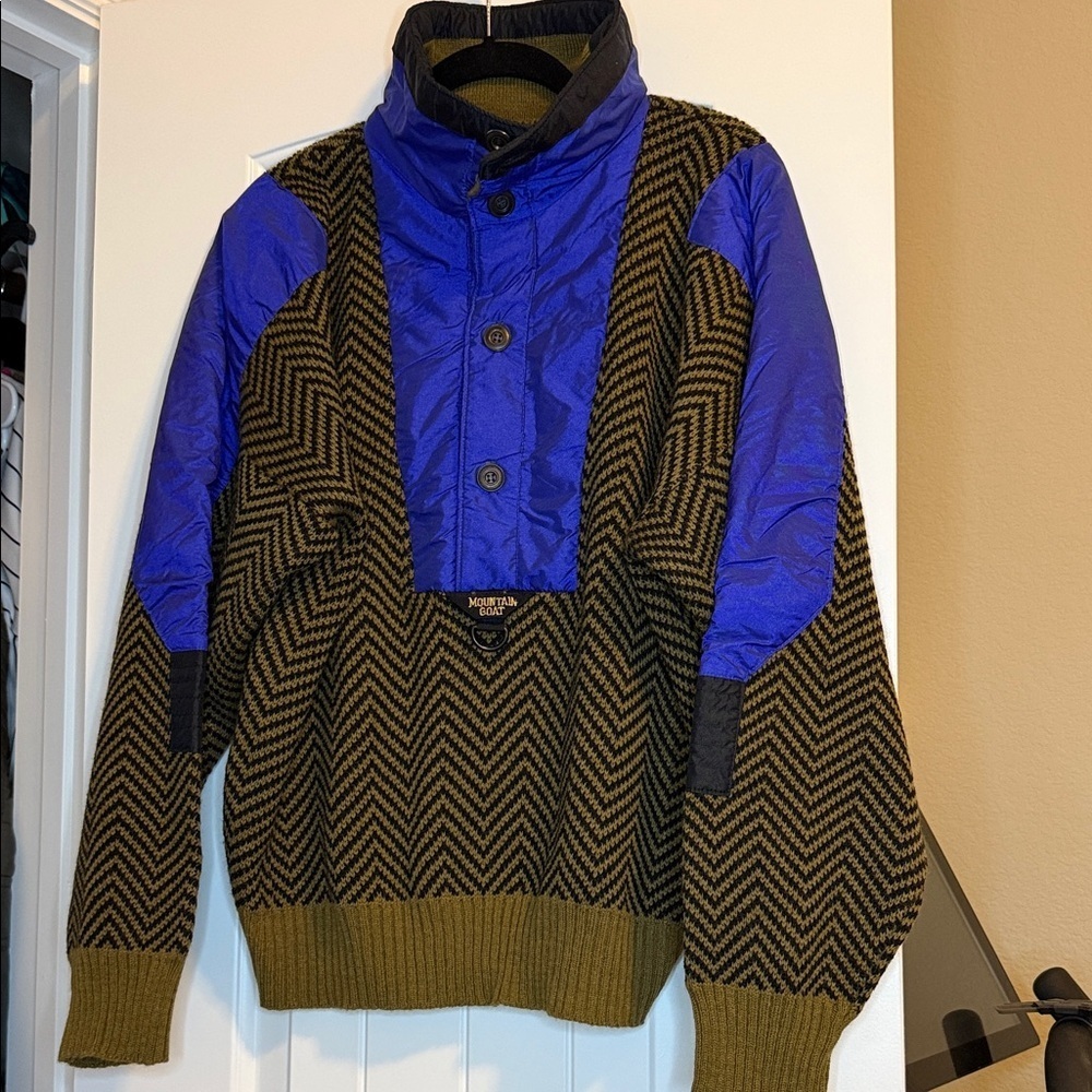 Mountain Goat Vintage Chevron Pattern Sweater with Blue Accents